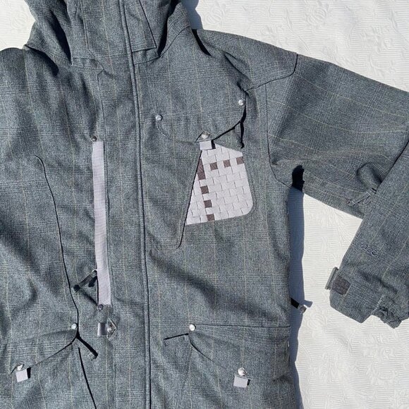 686 MEDIUM Men's Gray AAC Tiger Snowboard/Ski Jacket with Woven Detail - Picture 5 of 14